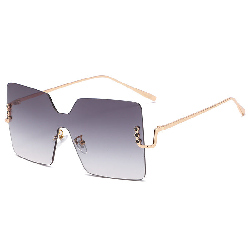 The Butterflies New Frame Square Sunglasses