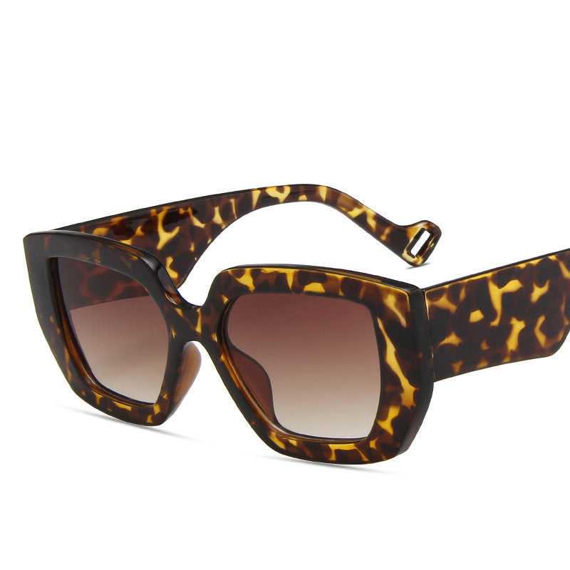 ChicRetro Frame Sunglasses Shop Travel Essentials Shop Travel Happy Travel Happy