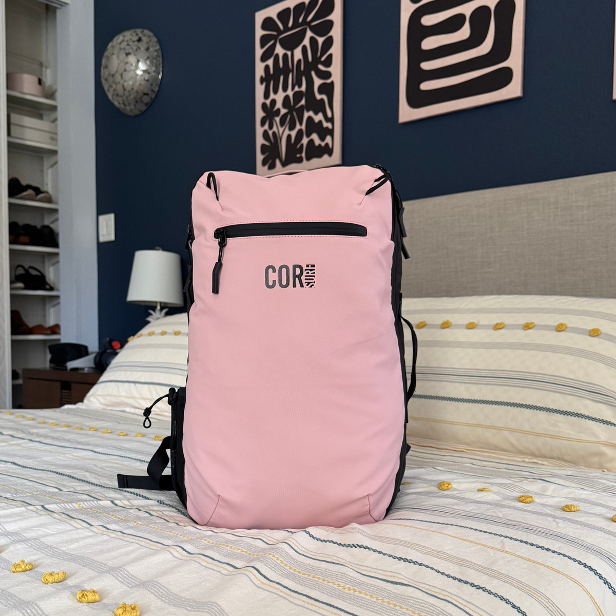 The Island Hopper Travel Backpack 28L Backpacks All Products (ChatGPT-AI Product Description) COR Surf Travel Happy 