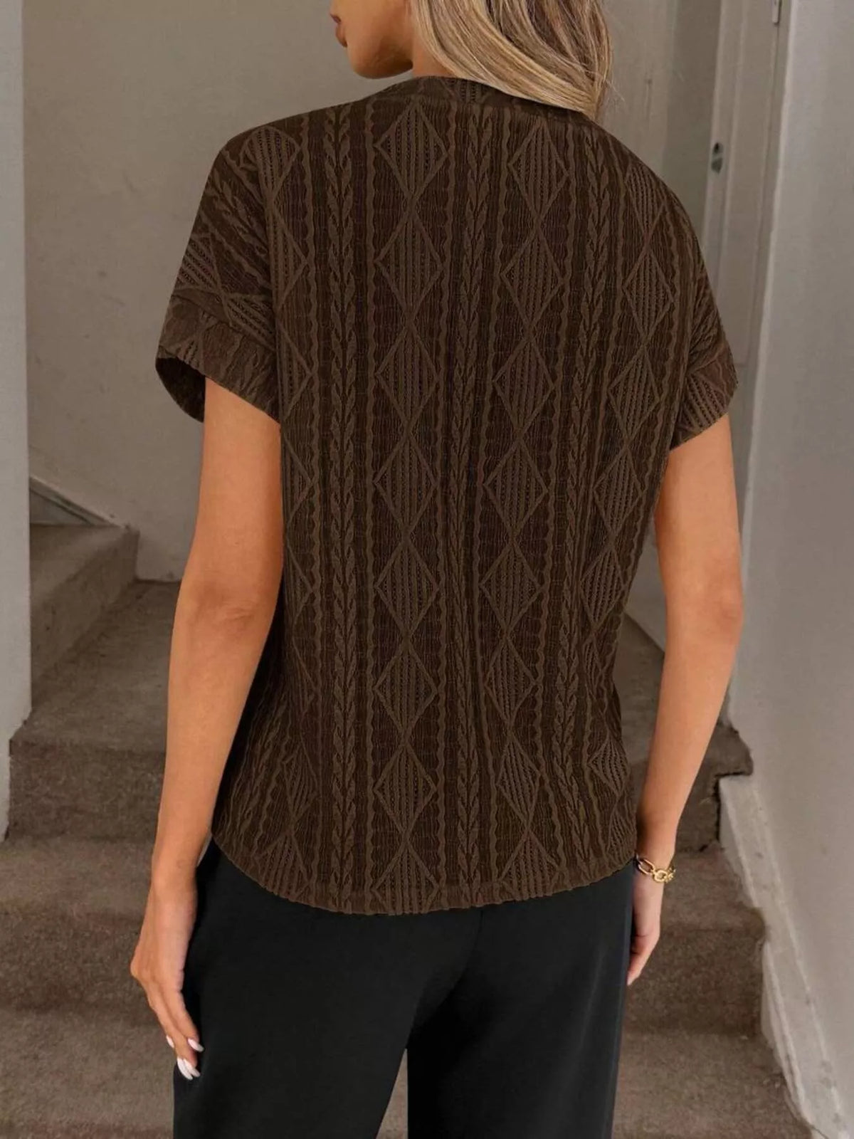 Women's Diamond-Pattern Round-Neck Top