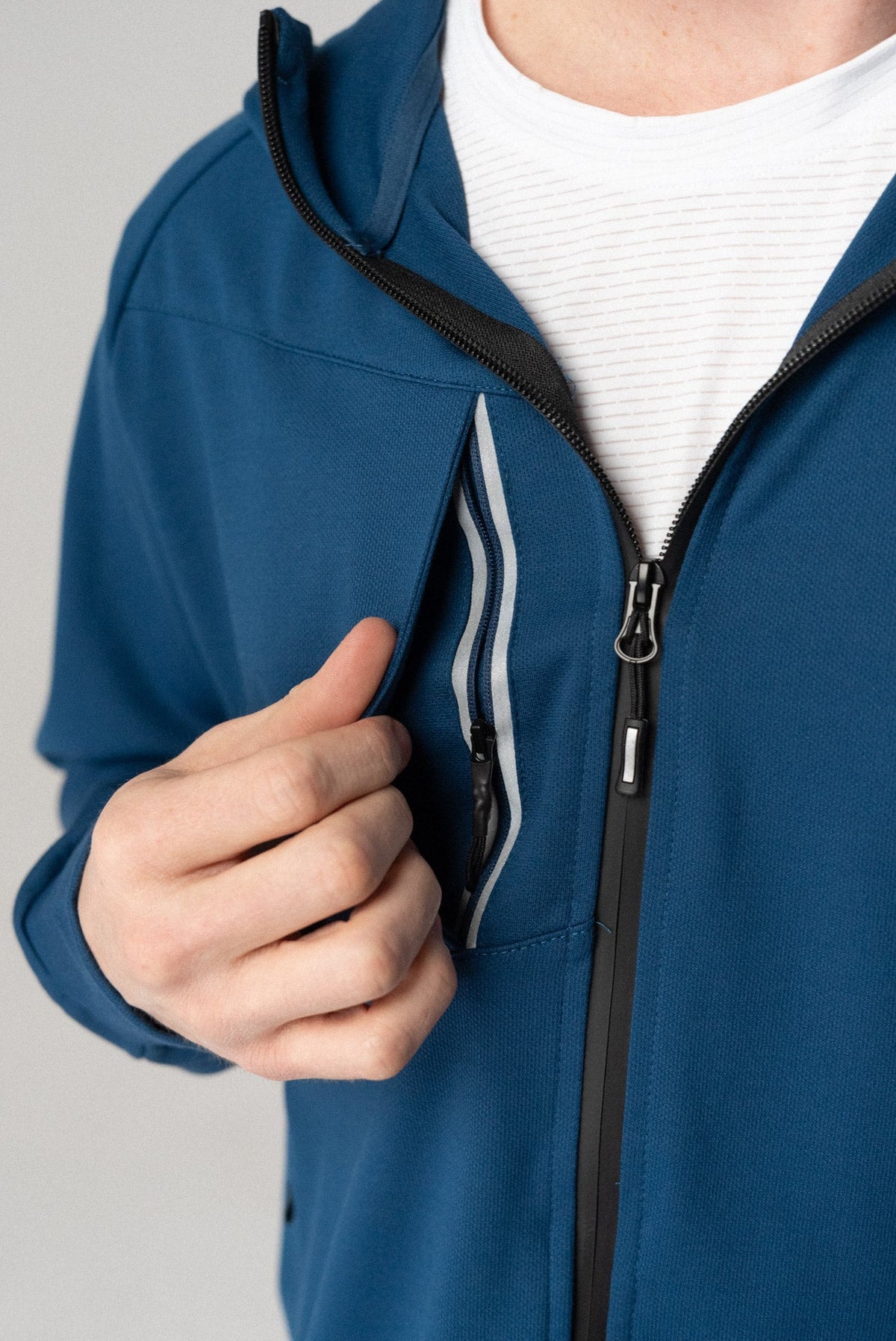 Alyth Active Fierce Men's Hooded Stretch Jacket