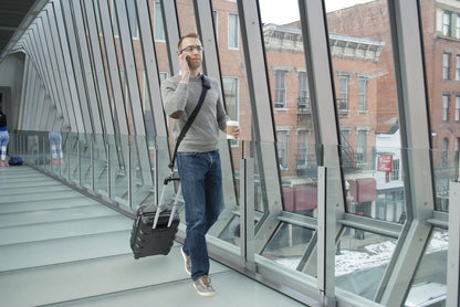 RetraStrap Hands-Free Carry-On Attachment – Anti-Theft Luggage Strap